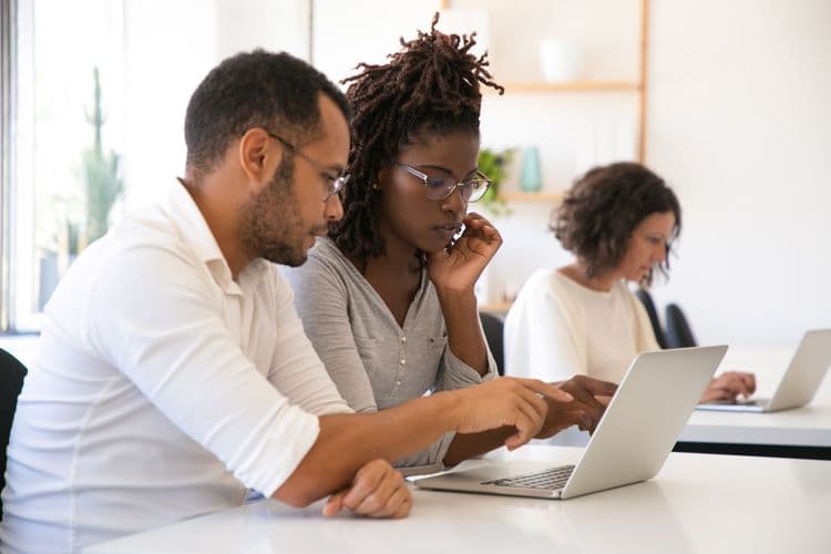 Apprenticeships or University: Can You Only Choose One?
